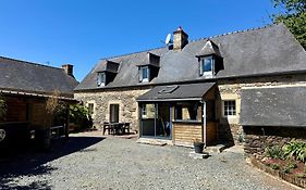 maison bretonne,gîte de keranglaz